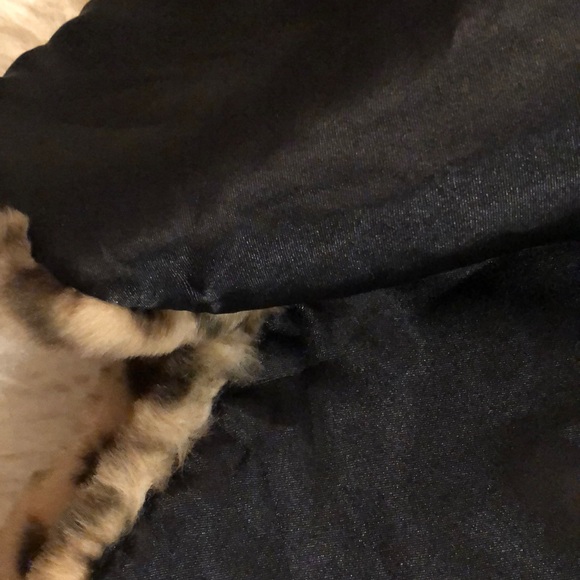 Leopard Faux Fur Shrug Wrap Scarf - Picture 7 of 8